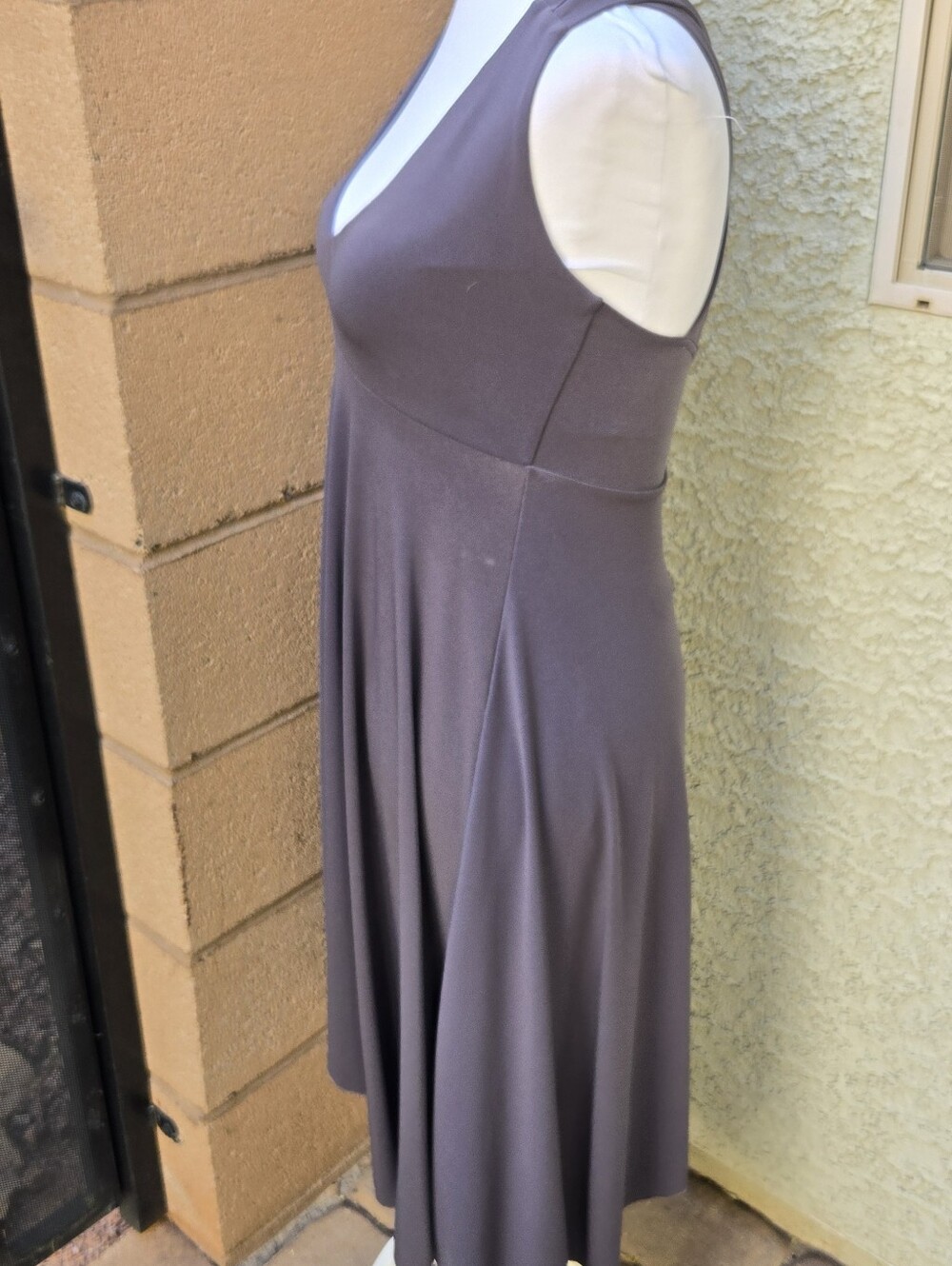 Sleeveless V-Neck Midi Dress in Charcoal Gray - Picture 4 of 7